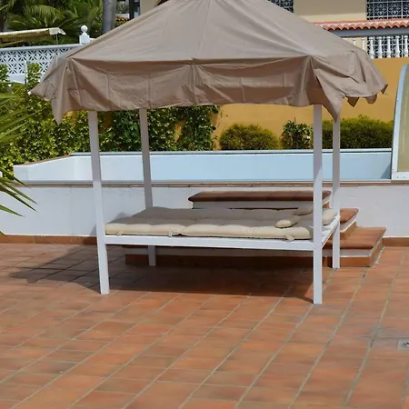 Vakantiehuis Primavera, Heatable Pool, Bbq, Free Wifi El Sauzal